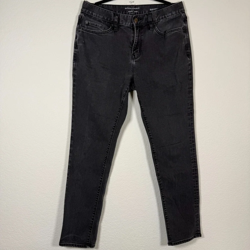 BANANA REPUBLIC TRAVEL JEANS Black Distressed Denim Mens 32x32  Tapered